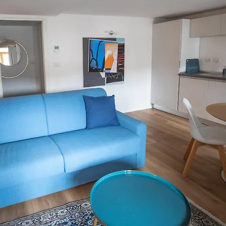 Grand Duchi D'aosta Lägenhet Trieste