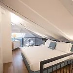 Grand Duchi D'aosta Daire Trieste