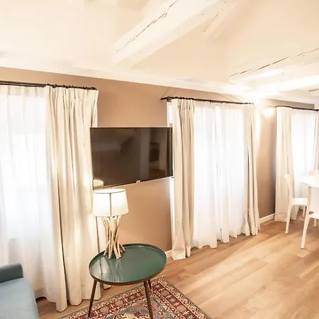 Apartment Grand Duchi D'aosta