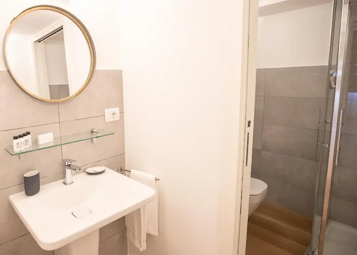 Grand Duchi D'aosta Terst